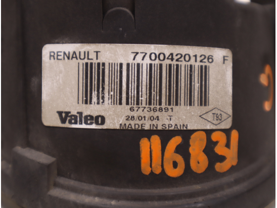 PHARE ANTIBROUILLARD AVG