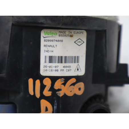 PHARE ANTIBROUILLARD AVD