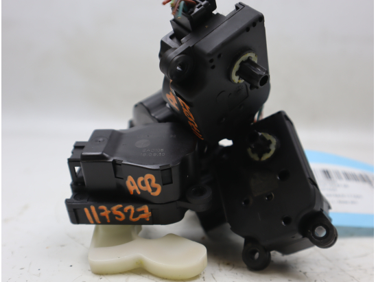 MOTEUR VOLET DE CHAUFFAGE