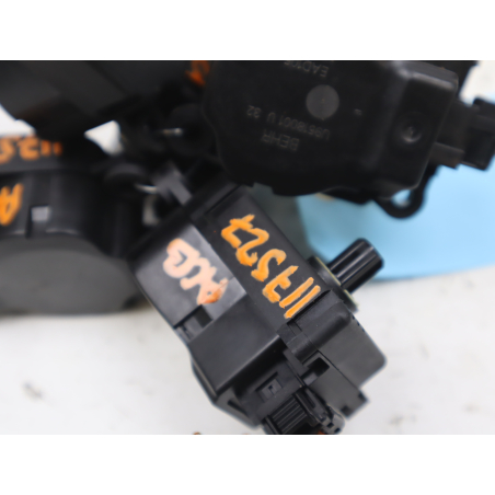 MOTEUR VOLET DE CHAUFFAGE