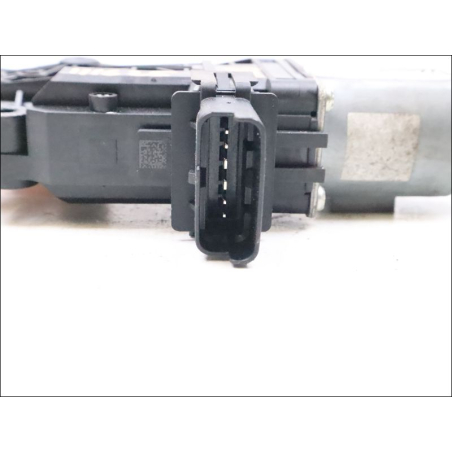MOTEUR LEVE-VITRE AVG