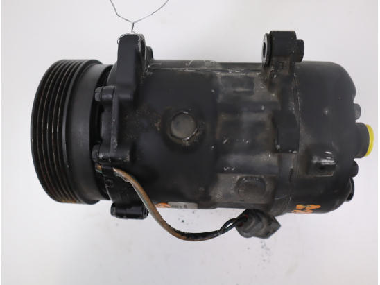 COMPRESSEUR AIR CONDITIONNE