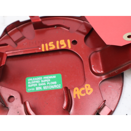 VOLET DE TRAPPE CARBURANT