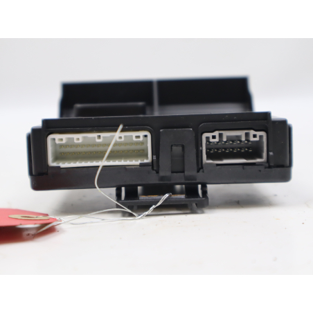 BSI (PLATINE FUSIBLE HABITACLE)