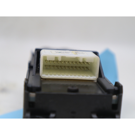 COMMANDE LEVE-GLACE PORTE AVG