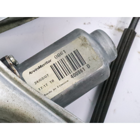 MECANISME+MOTEUR LEVE-GLACE AVD