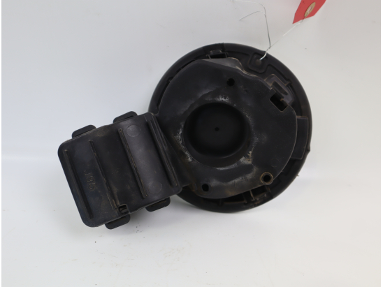 VOLET DE TRAPPE CARBURANT