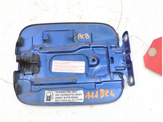 VOLET DE TRAPPE CARBURANT