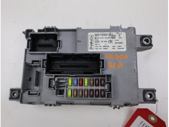 BSI (PLATINE FUSIBLE HABITACLE)