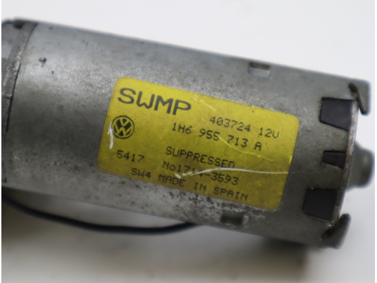 MOTEUR ESSUIE-GLACE AR