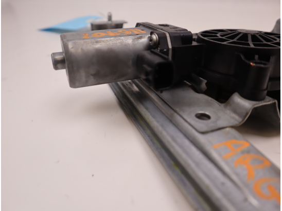 MECANISME+MOTEUR LEVE-GLACE ARG