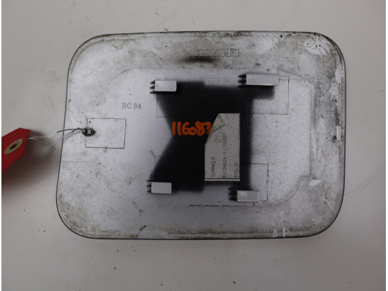 VOLET DE TRAPPE CARBURANT