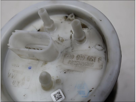 POMPE CARBURANT IMMERGEE