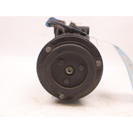 COMPRESSEUR AIR CONDITIONNE