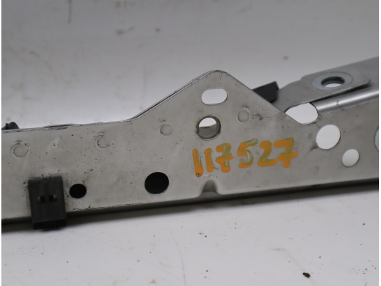 TRAVERSE SUP ARMATURE AV