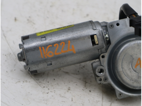 MOTEUR ESSUIE-GLACE AR