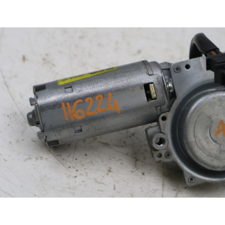 MOTEUR ESSUIE-GLACE AR