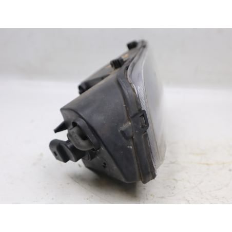 PHARE ANTIBROUILLARD AVD