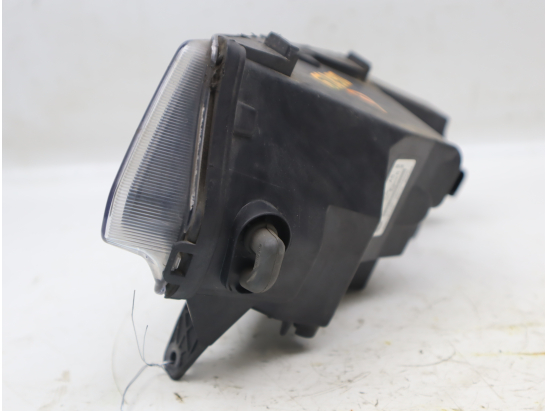 PHARE ANTIBROUILLARD AVD