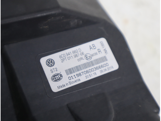 PHARE ANTIBROUILLARD AVD