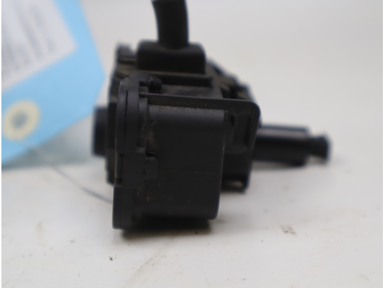 ACTIONNEUR PORTILLON AILE ARD