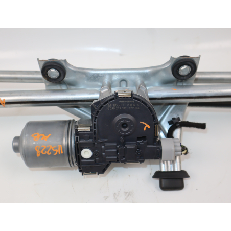 MECANISME ESSUIE-GLACE AV