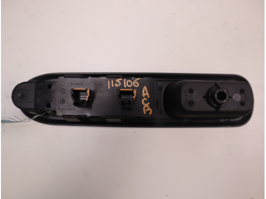 COMMANDE LEVE-GLACE PORTE AVG