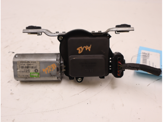 MOTEUR ESSUIE-GLACE AR