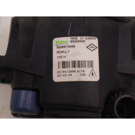 PHARE ANTIBROUILLARD AVD