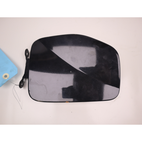 VOLET DE TRAPPE CARBURANT