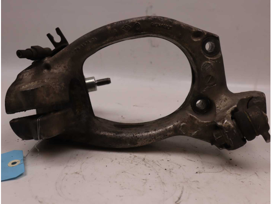 SUPPORT TRIANGLE INFERIEUR AVD