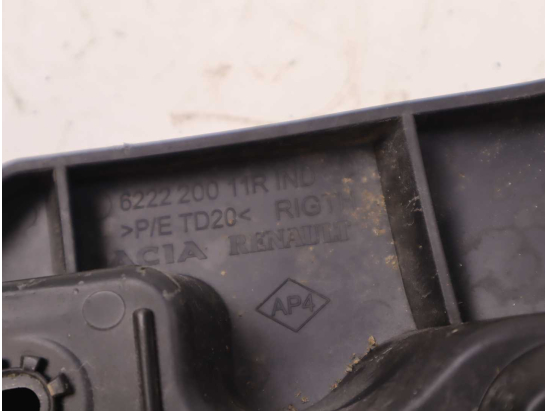 SUPPORT D PARE-CHOC AV