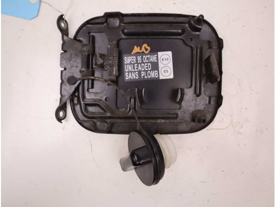 VOLET DE TRAPPE CARBURANT