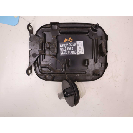 VOLET DE TRAPPE CARBURANT