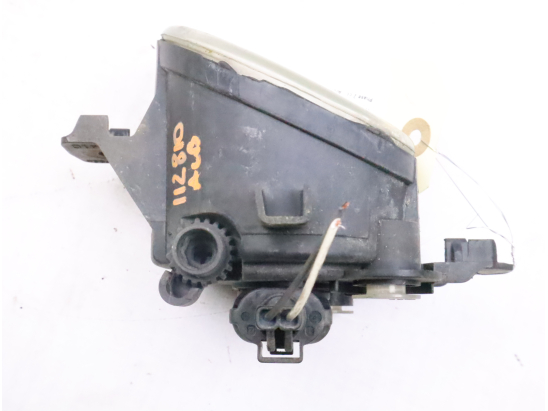 PHARE ANTIBROUILLARD AVG