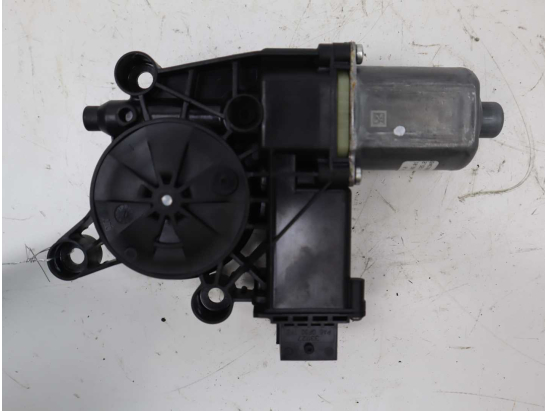MOTEUR LEVE-VITRE AVD