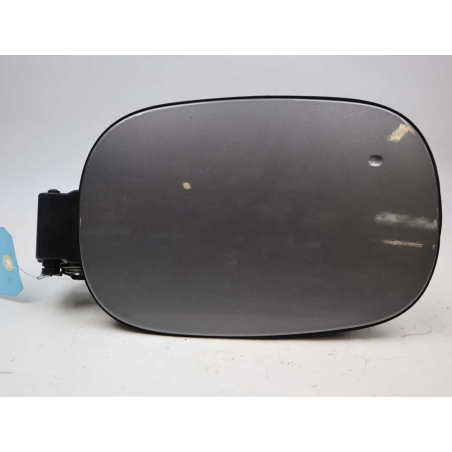 VOLET DE TRAPPE CARBURANT