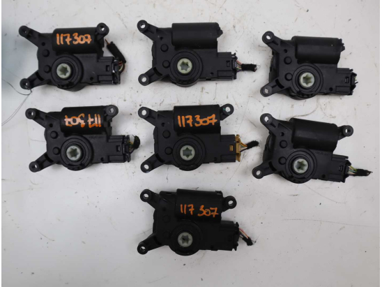 MOTEUR VOLET DE CHAUFFAGE