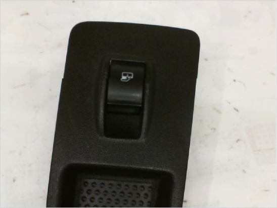 COMMANDE LEVE-GLACE PORTE AVD