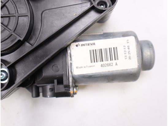 MECANISME+MOTEUR LEVE-GLACE AVD