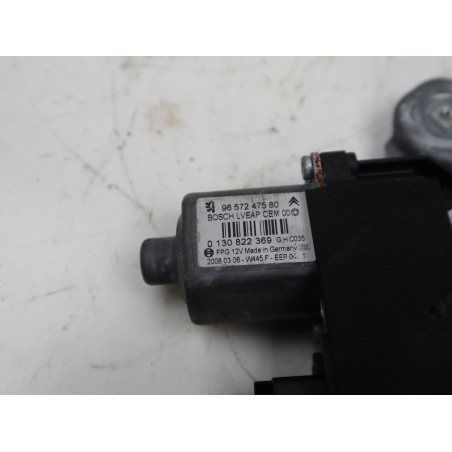 MECANISME+MOTEUR LEVE-GLACE AVD