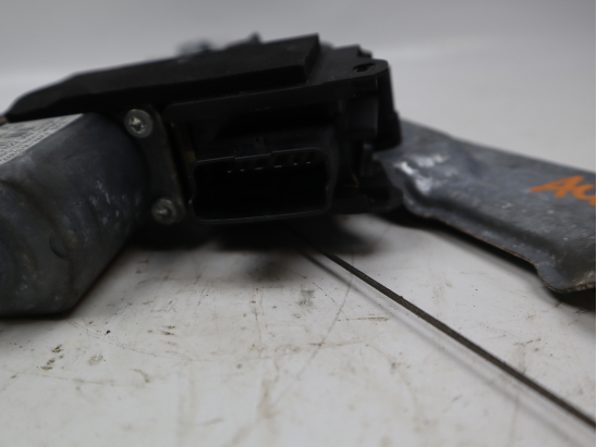 MECANISME+MOTEUR LEVE-GLACE AVD