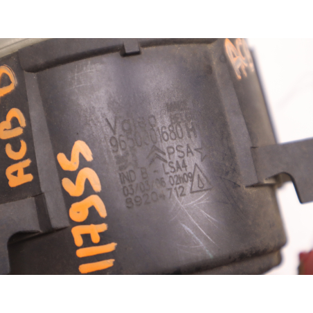 PHARE ANTIBROUILLARD AVD