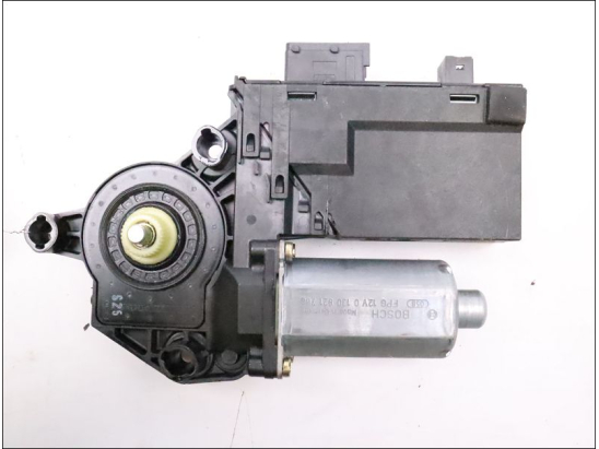 MOTEUR LEVE-VITRE AVD