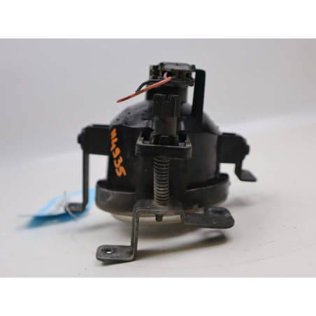 PHARE ANTIBROUILLARD AVD