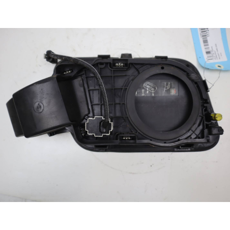 VOLET DE TRAPPE CARBURANT