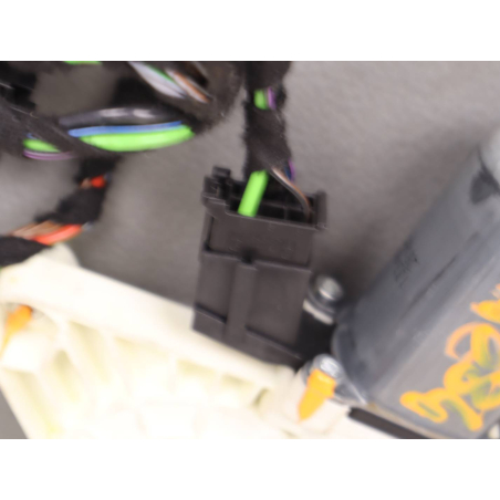 MECANISME+MOTEUR LEVE-GLACE ARG