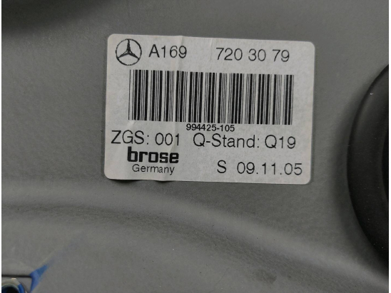 MECANISME+MOTEUR LEVE-GLACE AVD