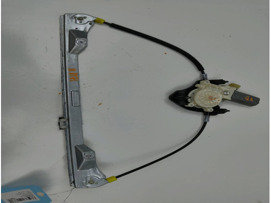 MECANISME+MOTEUR LEVE-GLACE AVD