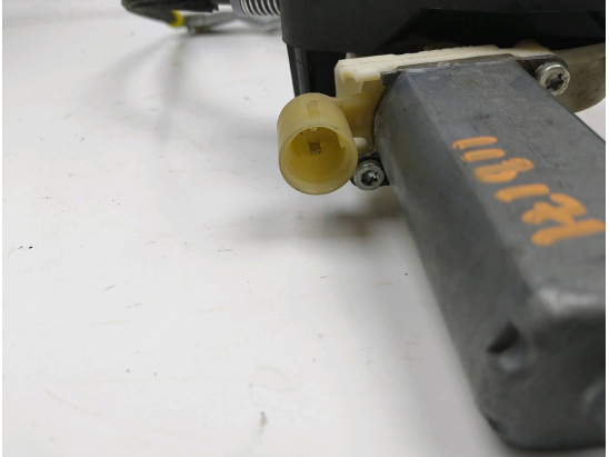 MECANISME+MOTEUR LEVE-GLACE AVD